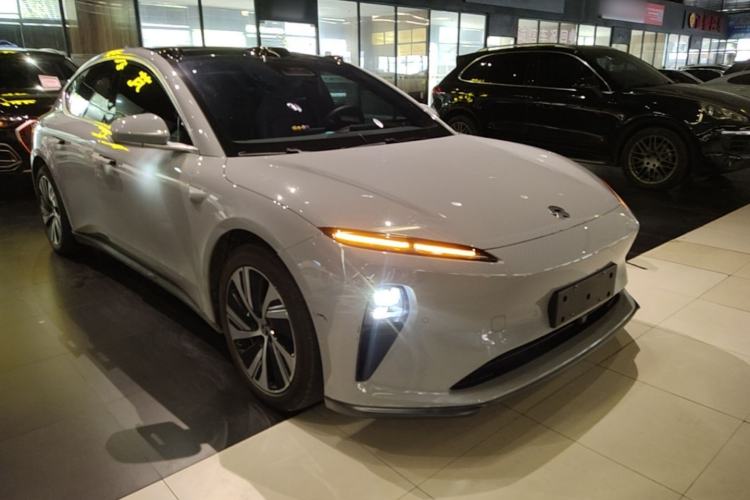 Used Nio ET5 2024 75 kWh Front Right 45 Deg