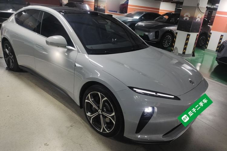 Used Nio ET5 2024 75 kWh Front Right 45 Deg