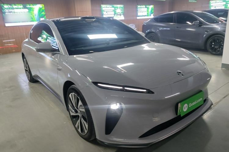 Used Nio ET5 2024 75 kWh Front Right 45 Deg