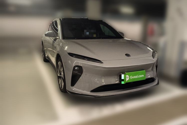 Used Nio ET5 2024 75 kWh Front Right 45 Deg