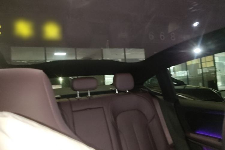 Used Nio ET5 2024 75 kWh Headliner