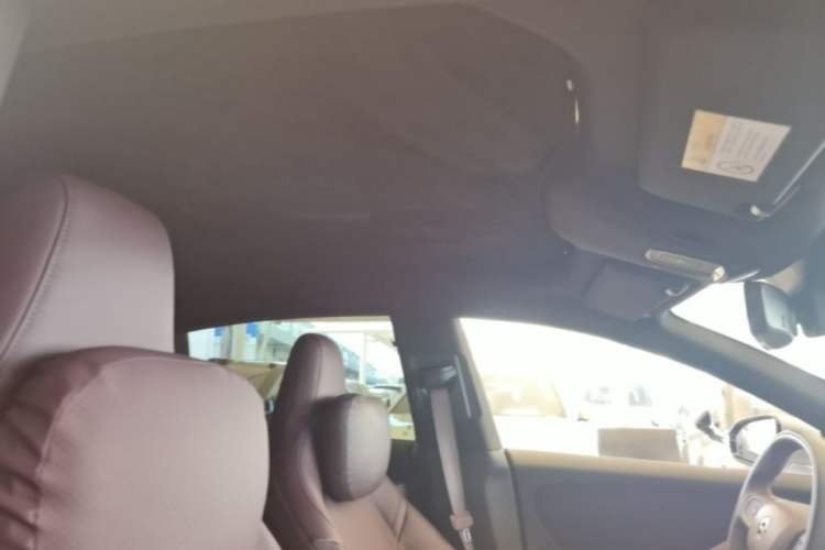 Used Nio ET5 2024 75 kWh Headliner