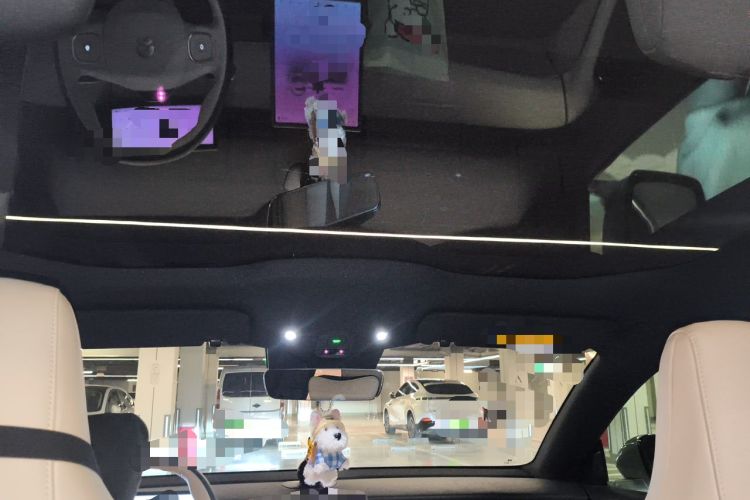 Used Nio ET5 2024 75 kWh Headliner