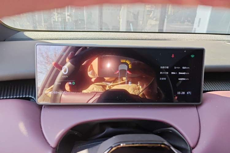 Used Nio ET5 2024 75 kWh Instrument Cluster