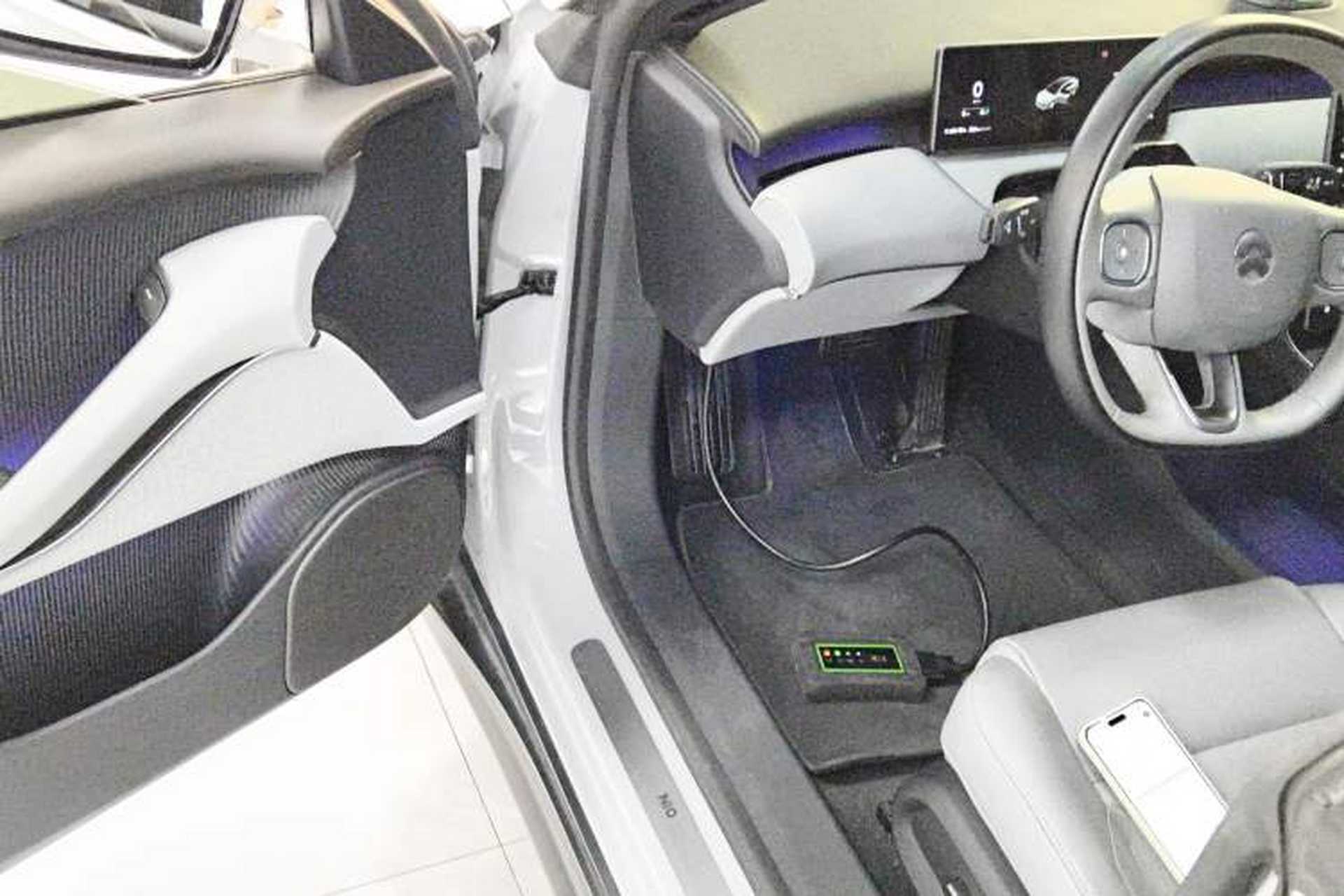Used Nio ET5 2024 75 kWh Interior 3