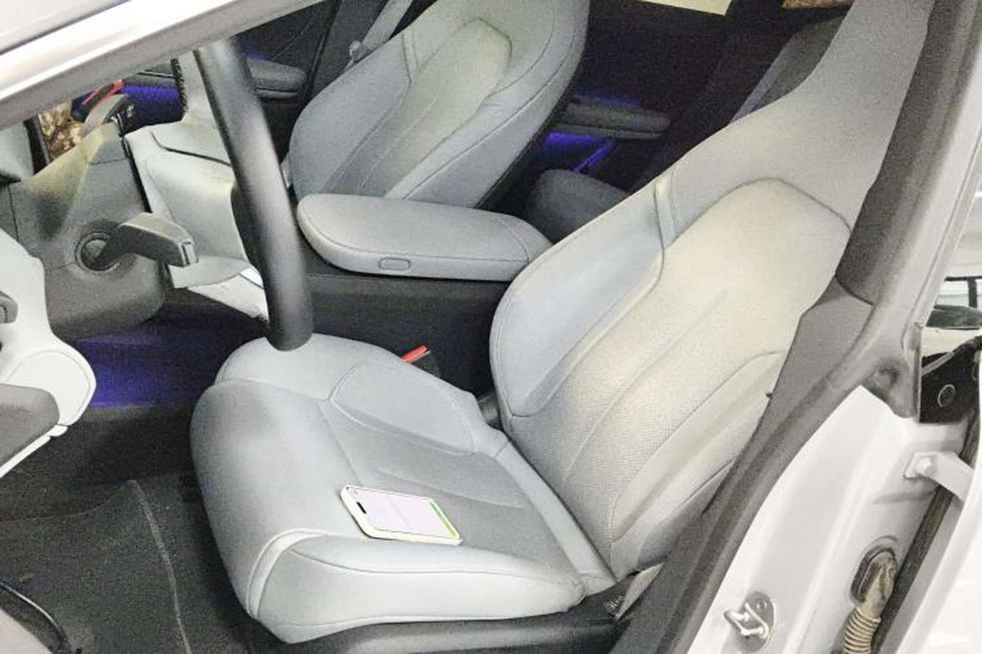Used Nio ET5 2024 75 kWh Left Front Seat