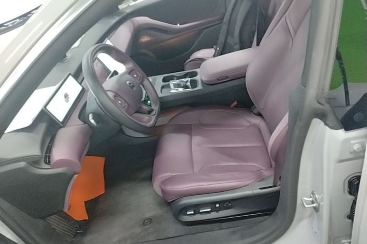Used Nio ET5 2024 75 kWh Left Front Seat