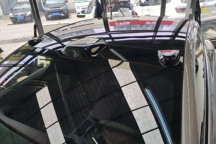Used Nio ET5 2024 75 kWh Roof