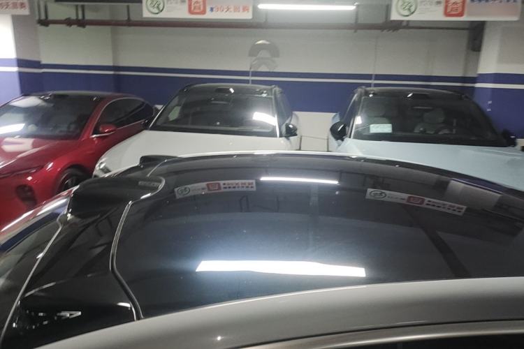 Used Nio ET5 2024 75 kWh Roof