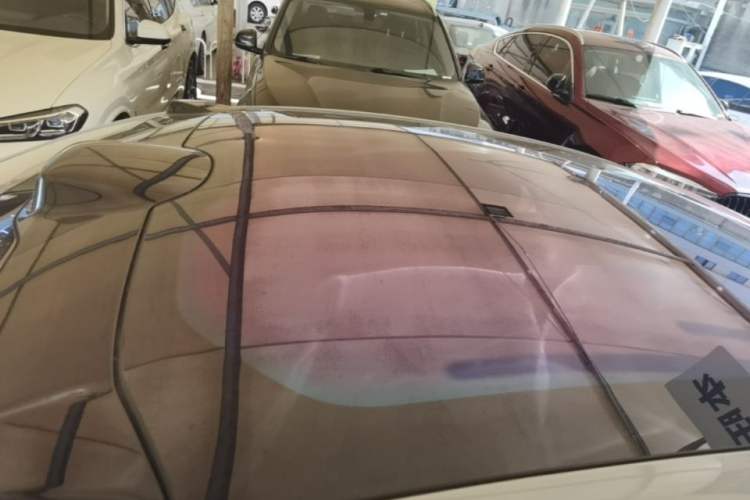 Used Nio ET5 2024 75 kWh Roof