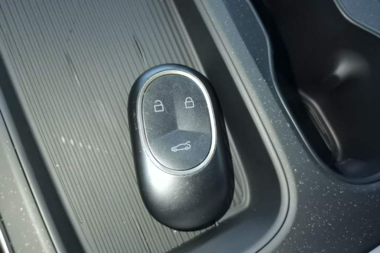 Used Nio ET5 2024 75 kWh Vehicle Key
