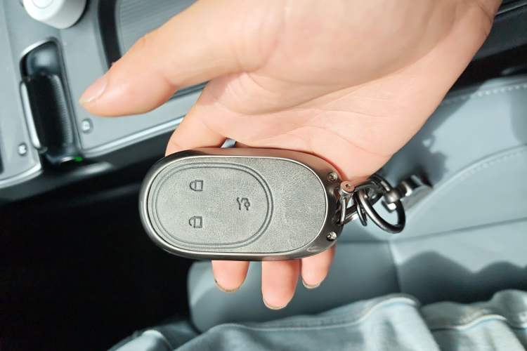 Used Nio ET5 2024 75 kWh Vehicle Key