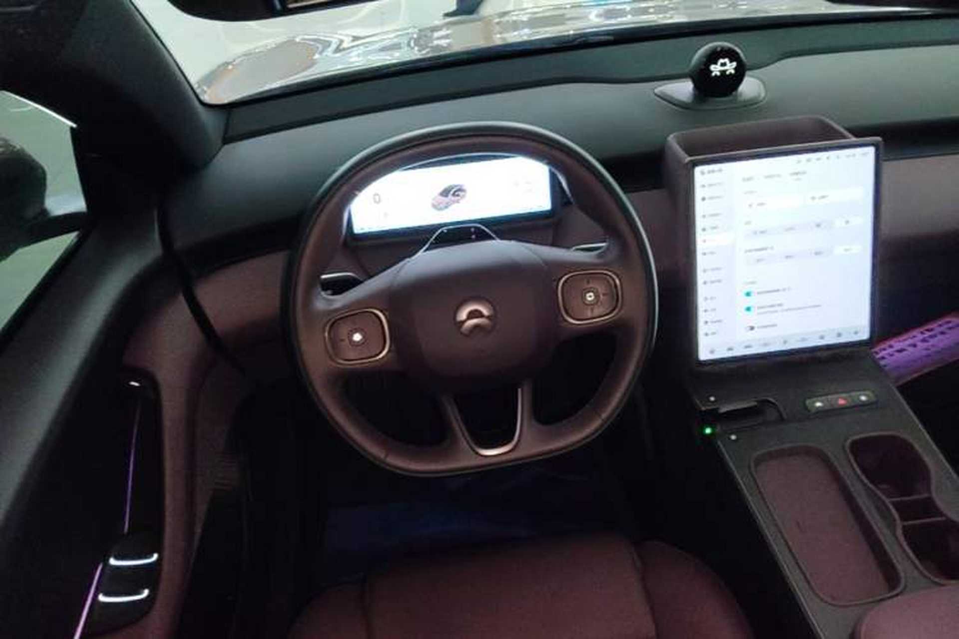 Used Nio ET5 2024 75 kWh Steering Wheel