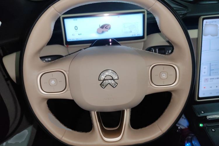 Used Nio ET5 2024 75 kWh Steering Wheel
