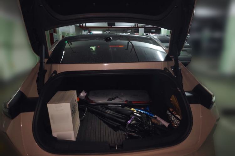 Used Nio ET5 2024 75 kWh Trunk