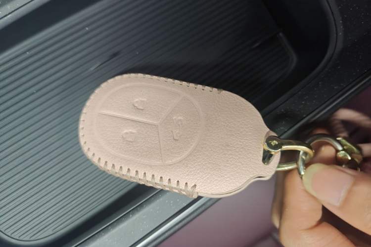Used Nio ET5 2024 75 kWh Vehicle Key