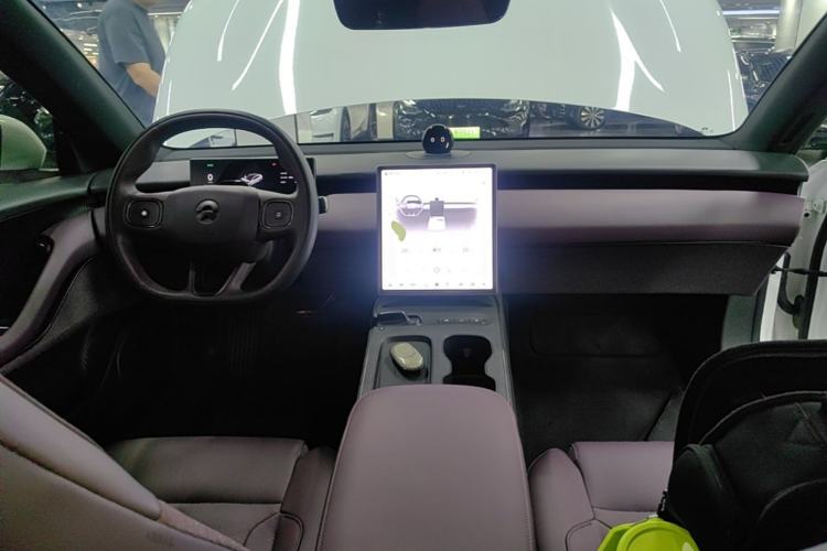 Used Nio ET5 2024 75 kWh Center Console