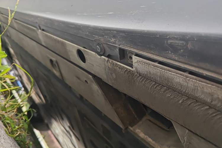 Used Nio ET5 2024 75 kWh Chassis Rear Left