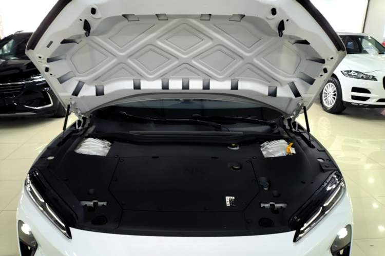 Used Nio ET5 2024 75 kWh Engine Bay