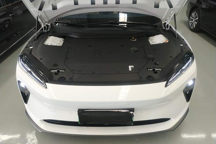 Used Nio ET5 2024 75 kWh Engine Bay