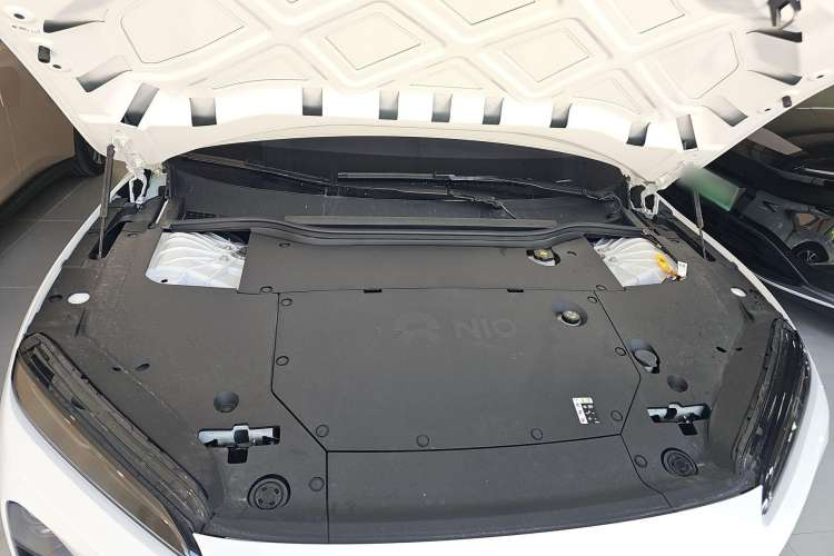 Used Nio ET5 2024 75 kWh Engine Bay