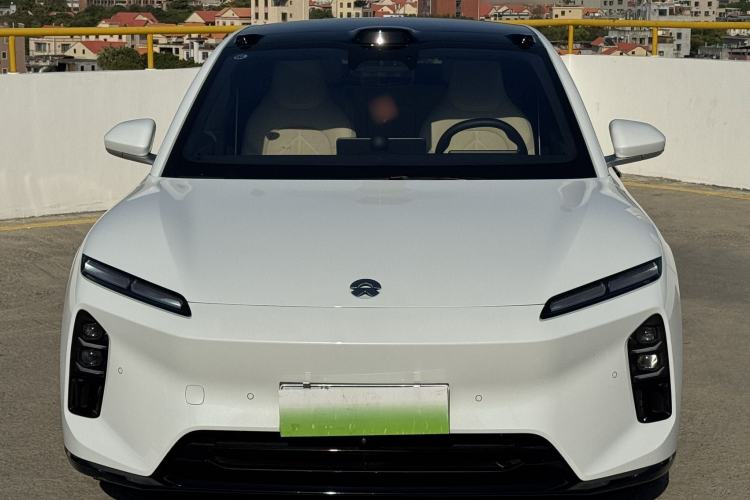 Used Nio ET5 2024 75 kWh Exterior 1