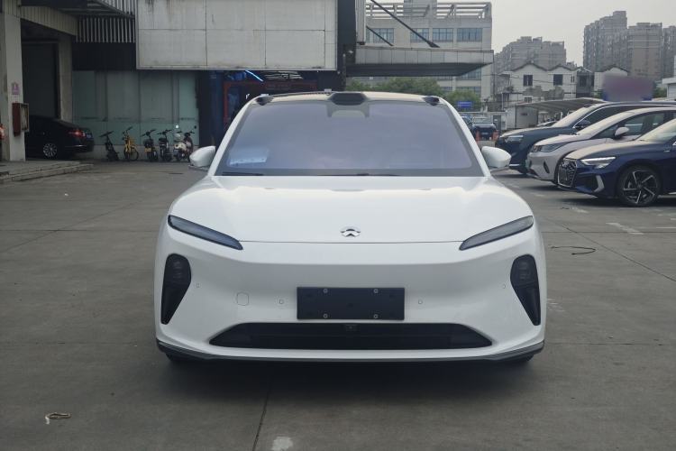 Used Nio ET5 2024 75 kWh Exterior 2