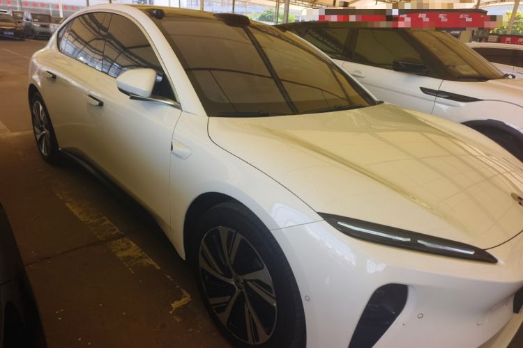 Used Nio ET5 2024 75 kWh Exterior 2