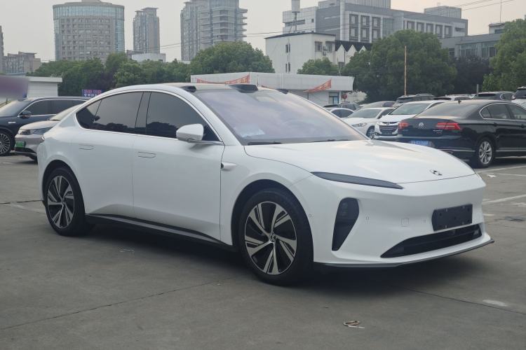 Used Nio ET5 2024 75 kWh Exterior 3
