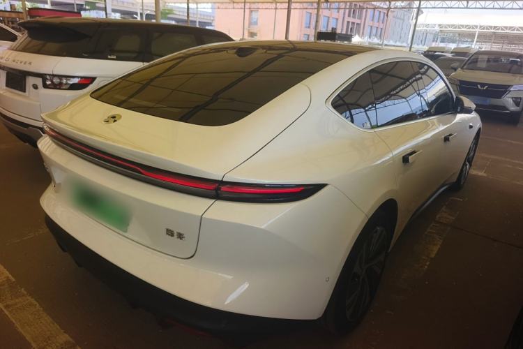 Used Nio ET5 2024 75 kWh Exterior 3
