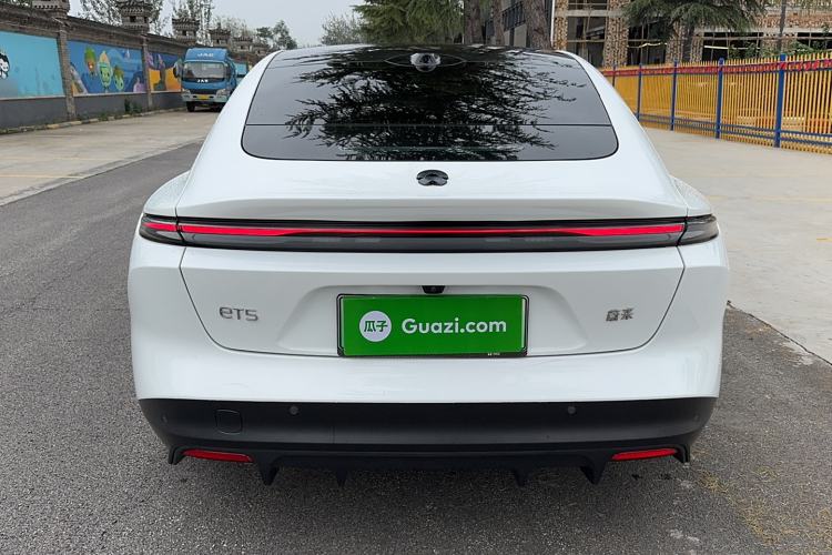 Used Nio ET5 2024 75 kWh Exterior 4