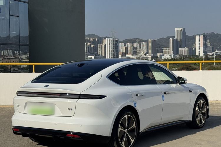 Used Nio ET5 2024 75 kWh Exterior 5