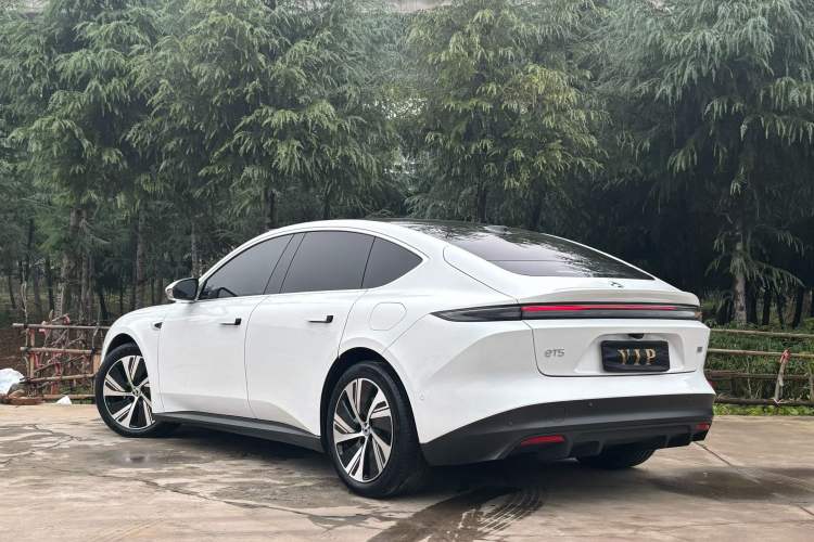 Used Nio ET5 2024 75 kWh Exterior 5