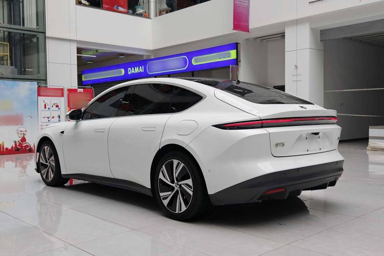 Used Nio ET5 2024 75 kWh Exterior 5