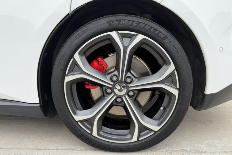 Used Nio ET5 2024 75 kWh Exterior 5