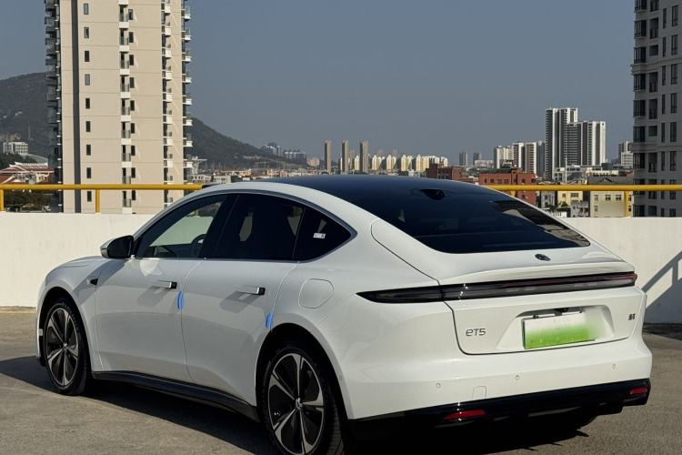 Used Nio ET5 2024 75 kWh Exterior 7