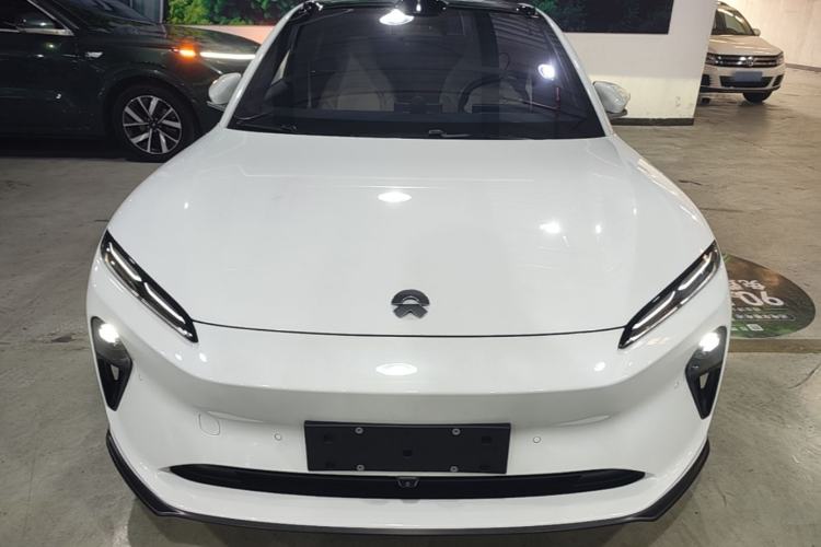 Used Nio ET5 2024 75 kWh Front