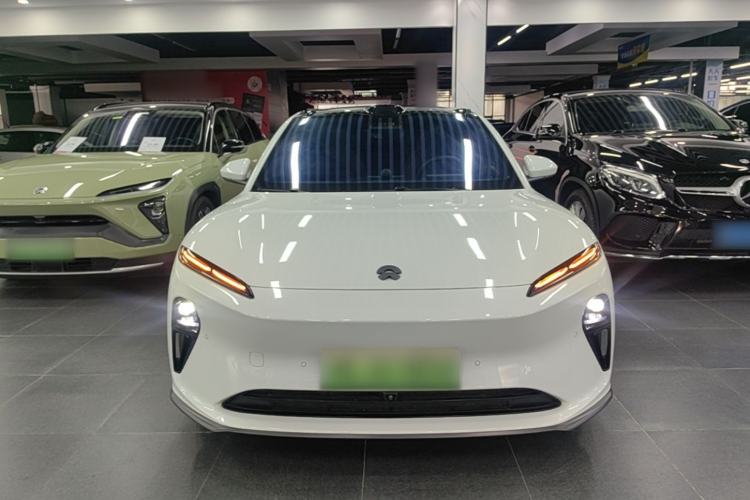 Used Nio ET5 2024 75 kWh Front
