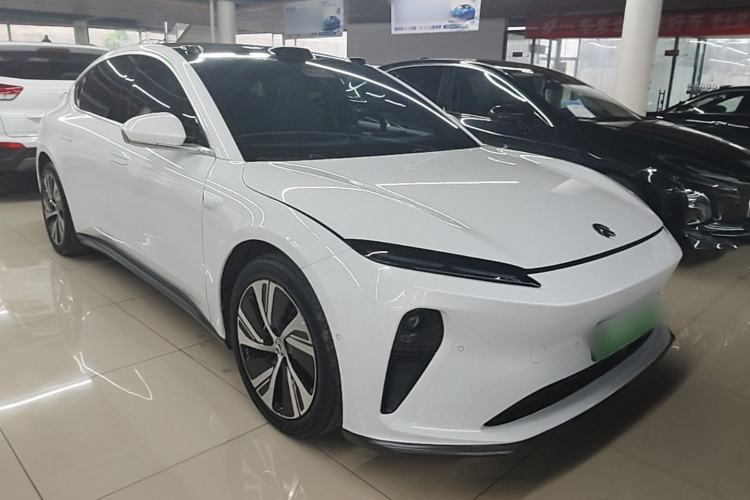 Used Nio ET5 2024 75 kWh Front Right 45 Deg