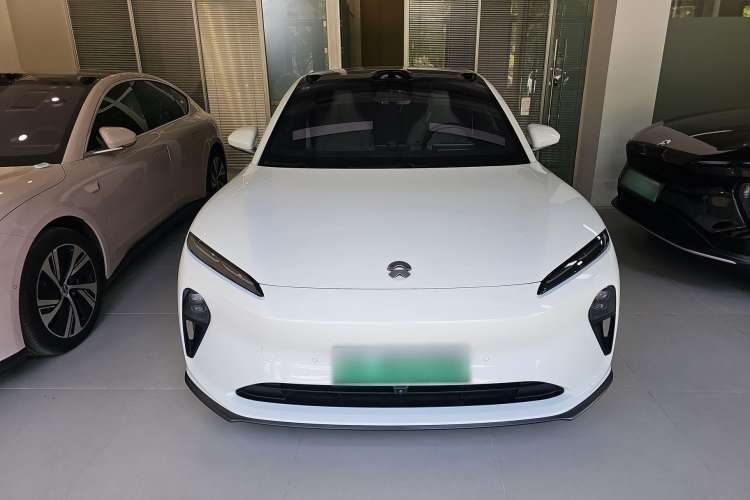 Used Nio ET5 2024 75 kWh Front