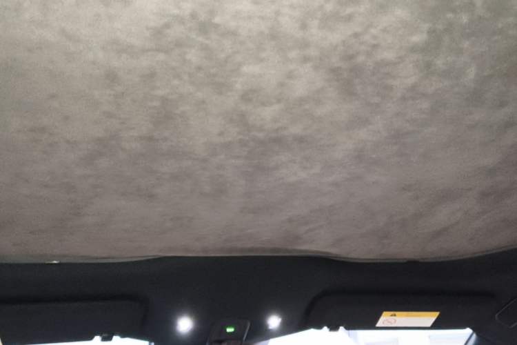 Used Nio ET5 2024 75 kWh Headliner