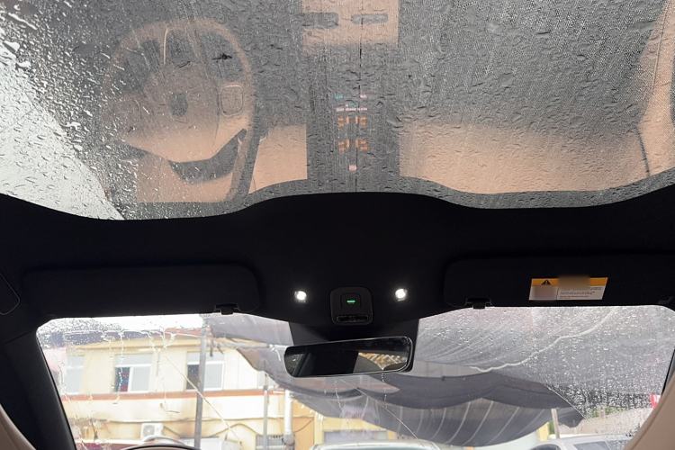 Used Nio ET5 2024 75 kWh Headliner