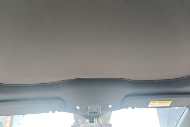 Used Nio ET5 2024 75 kWh Headliner