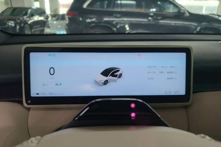 Used Nio ET5 2024 75 kWh Instrument Cluster
