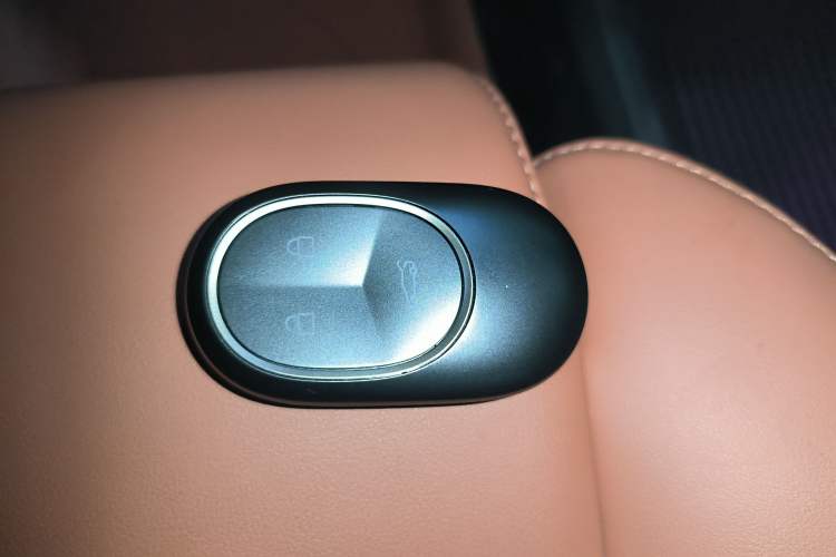 Used Nio ET5 2024 75 kWh Interior 1