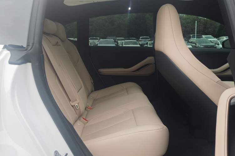 Used Nio ET5 2024 75 kWh Interior 5