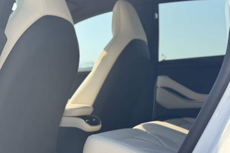 Used Nio ET5 2024 75 kWh Interior 5