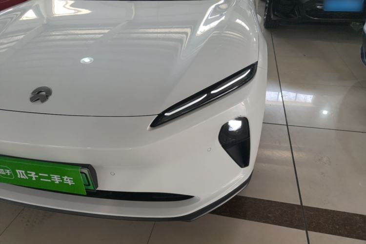 Used Nio ET5 2024 75 kWh Left Front Headlight