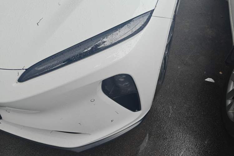 Used Nio ET5 2024 75 kWh Left Front Headlight