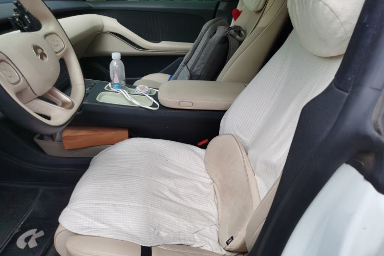 Used Nio ET5 2024 75 kWh Left Front Seat